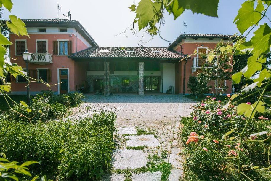 Apartament Chiara Cuneo Zewnętrze zdjęcie